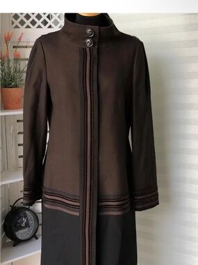 Escada Women's Brown Two Tone Wool Blend Long Coat with Stand Collar 40